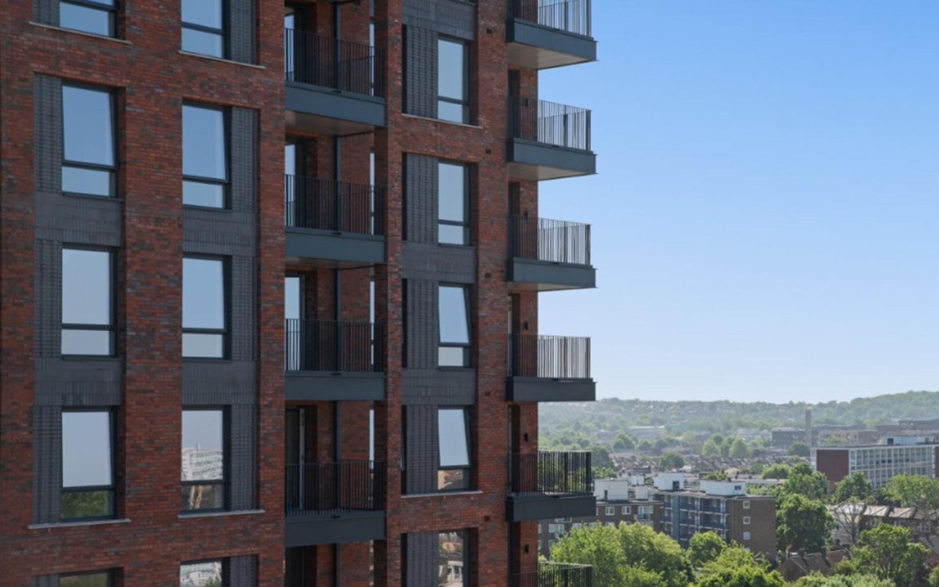 Ketley wavy bricks create contemporary detail around the window reveals at Glengall Rise